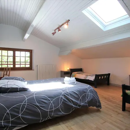 Holiday home Arlotia Ascarat